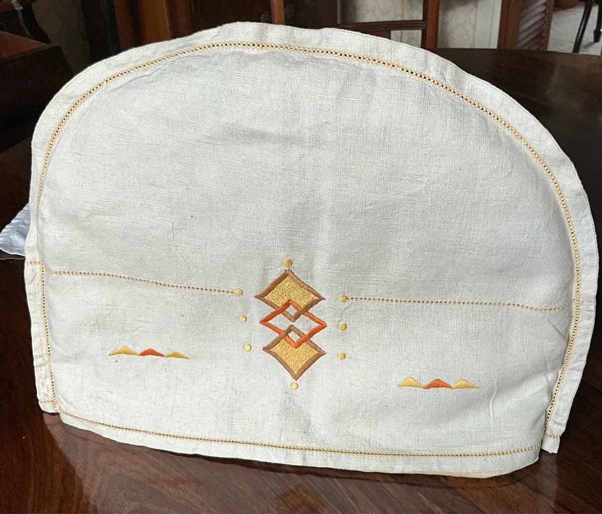 Vintage Art Deco Geometric Tea Cosy + Tray Cloth - Image 4