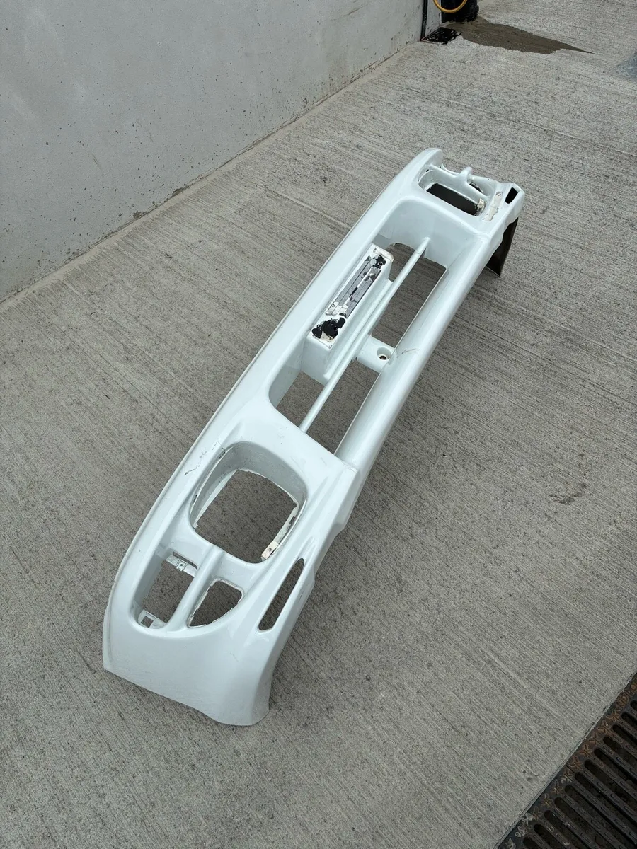 Impreza Front bumper,Dash Dodger roll cage & ECU - Image 1