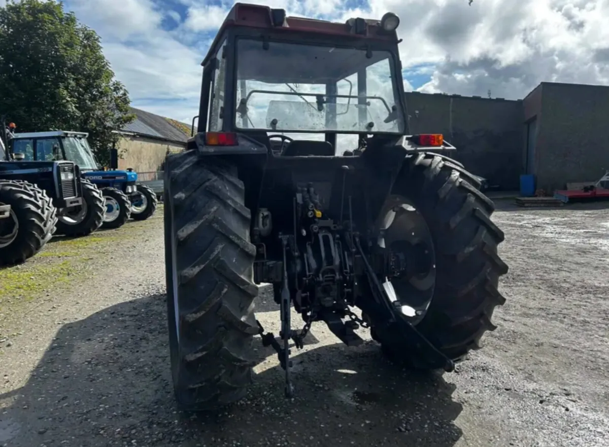1987 Massey Ferguson 390 - Image 3