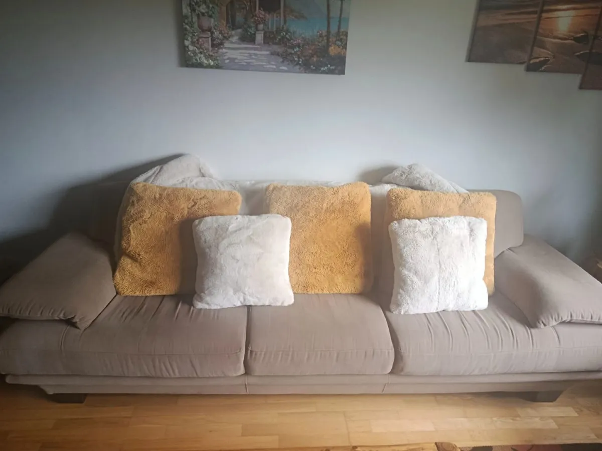 2 & 3 Seater Taupe/Fawn Sofa Suite - Image 4