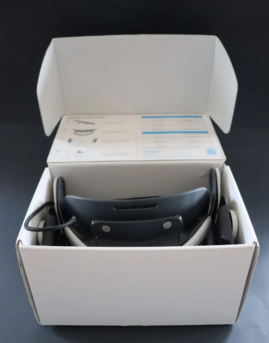 Meta quest 3 128gb with BoboVR battery head strap - Image 2
