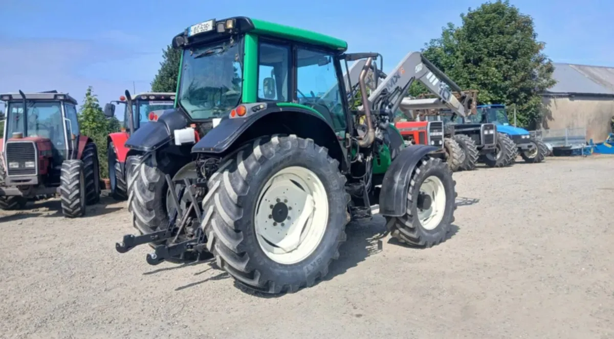 2010 Valtra N101 - Image 2