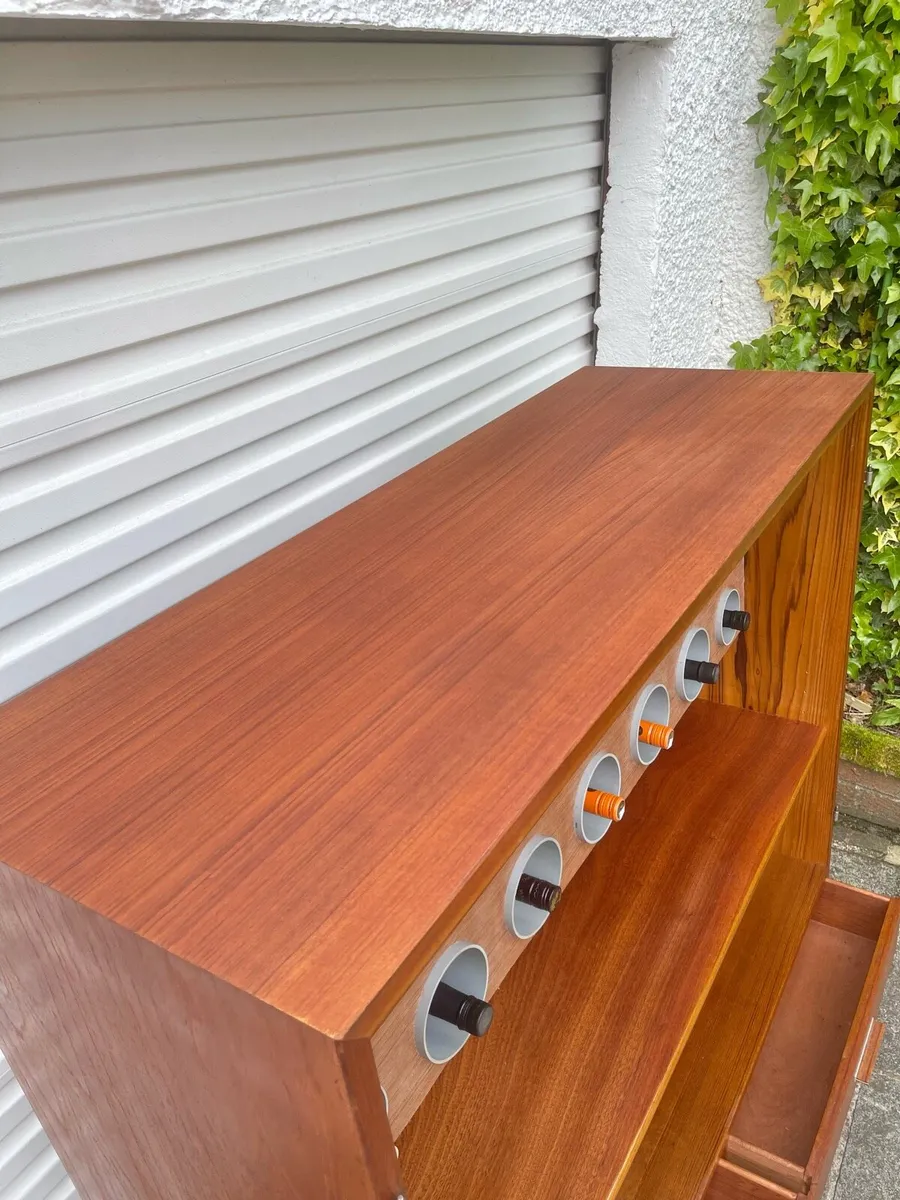 Mid century Danish cocktail house - Image 3