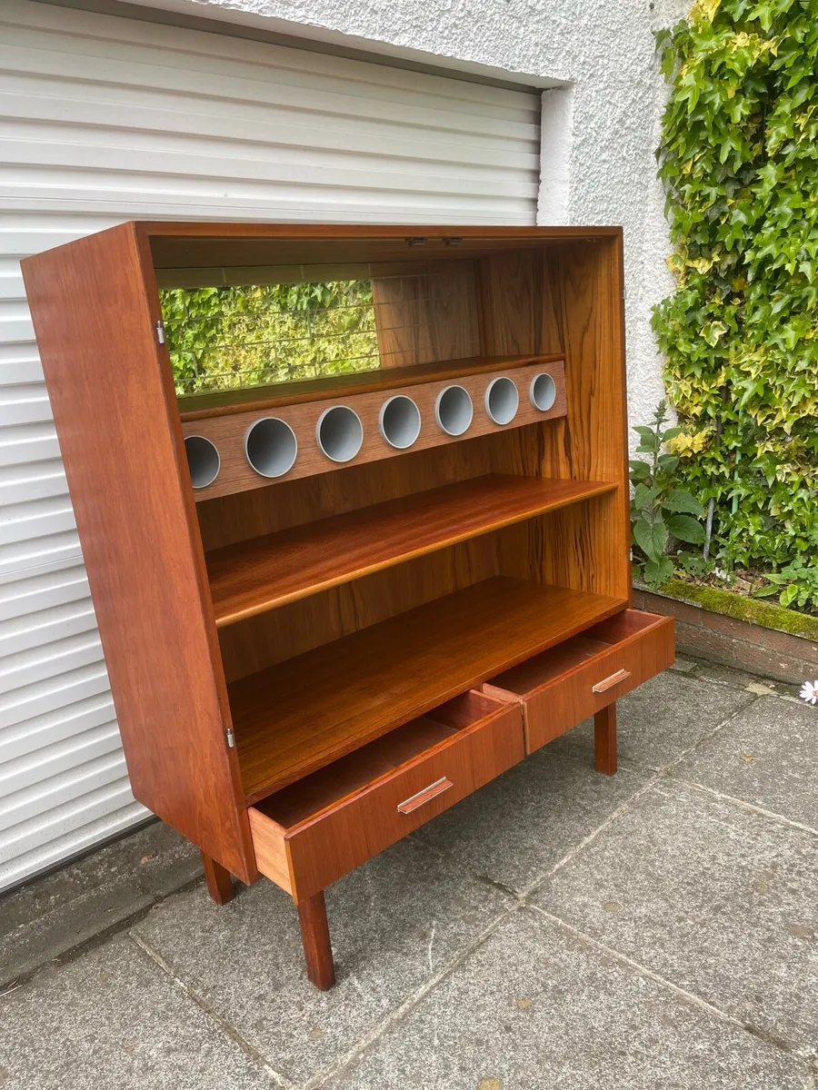 Mid century Danish cocktail house - Image 1