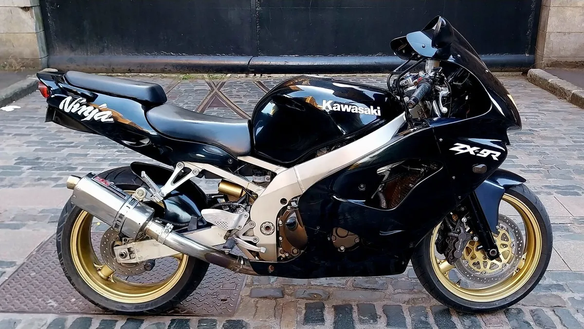 KAWASAKI ZX9R - Image 2