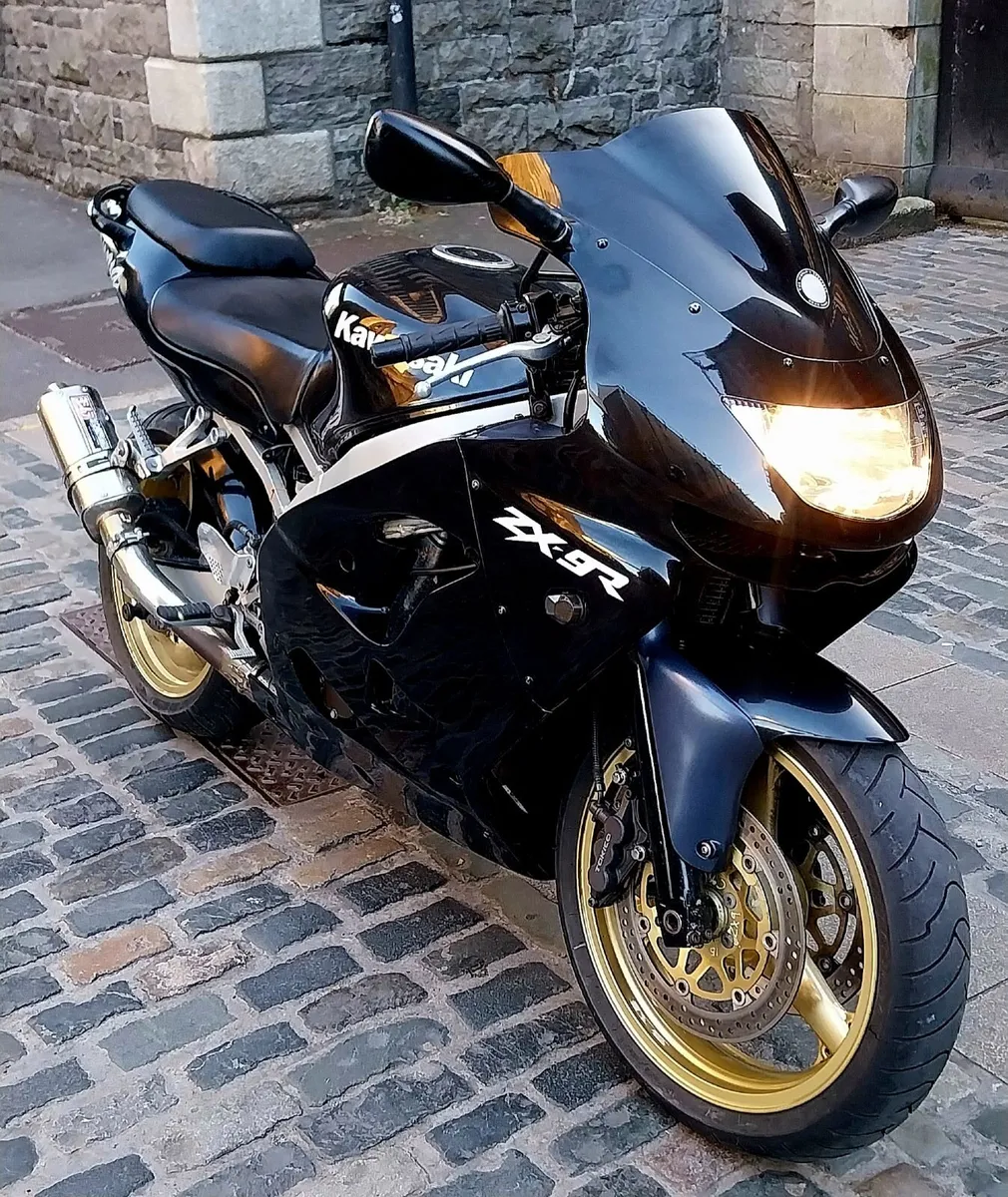 KAWASAKI ZX9R - Image 3