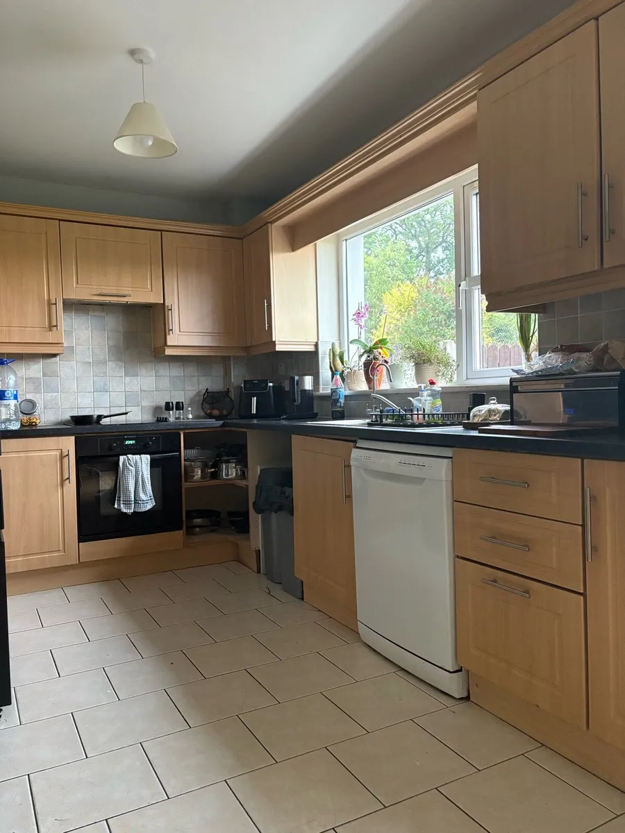 Kitchen furniture FREE - Image 2