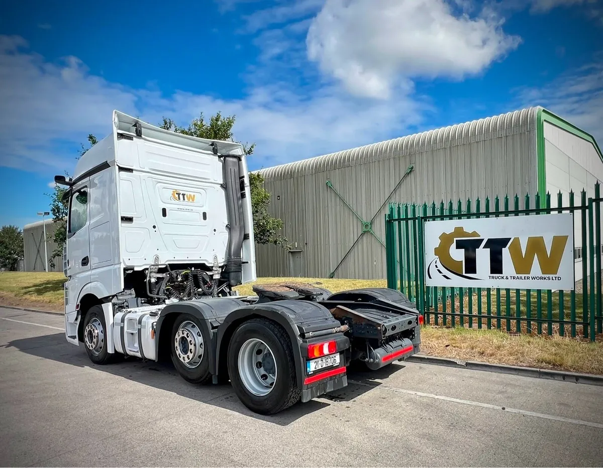 Mercedes Actros - Available For Hire - Image 3