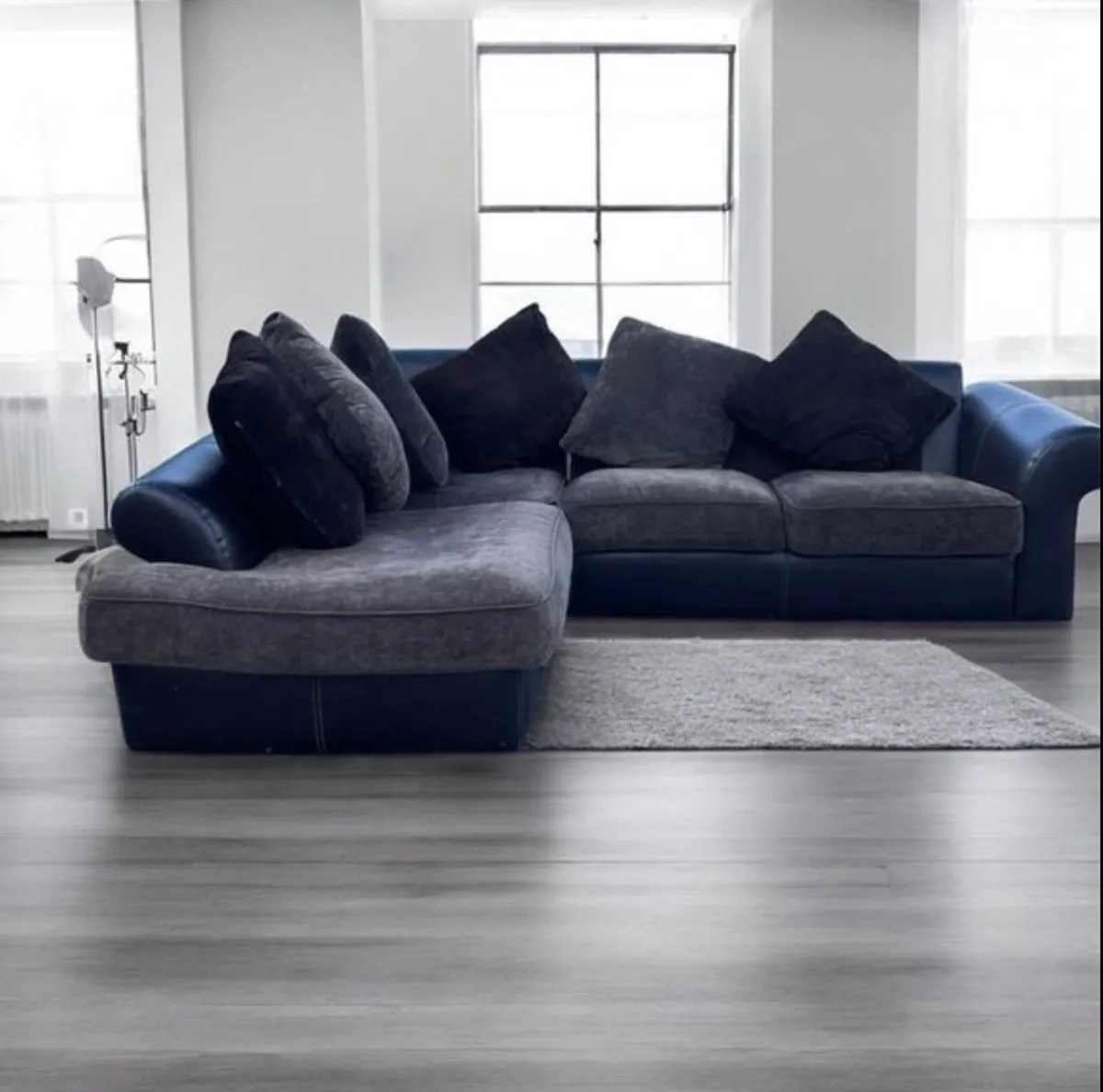 Large corner sofa - Image 1
