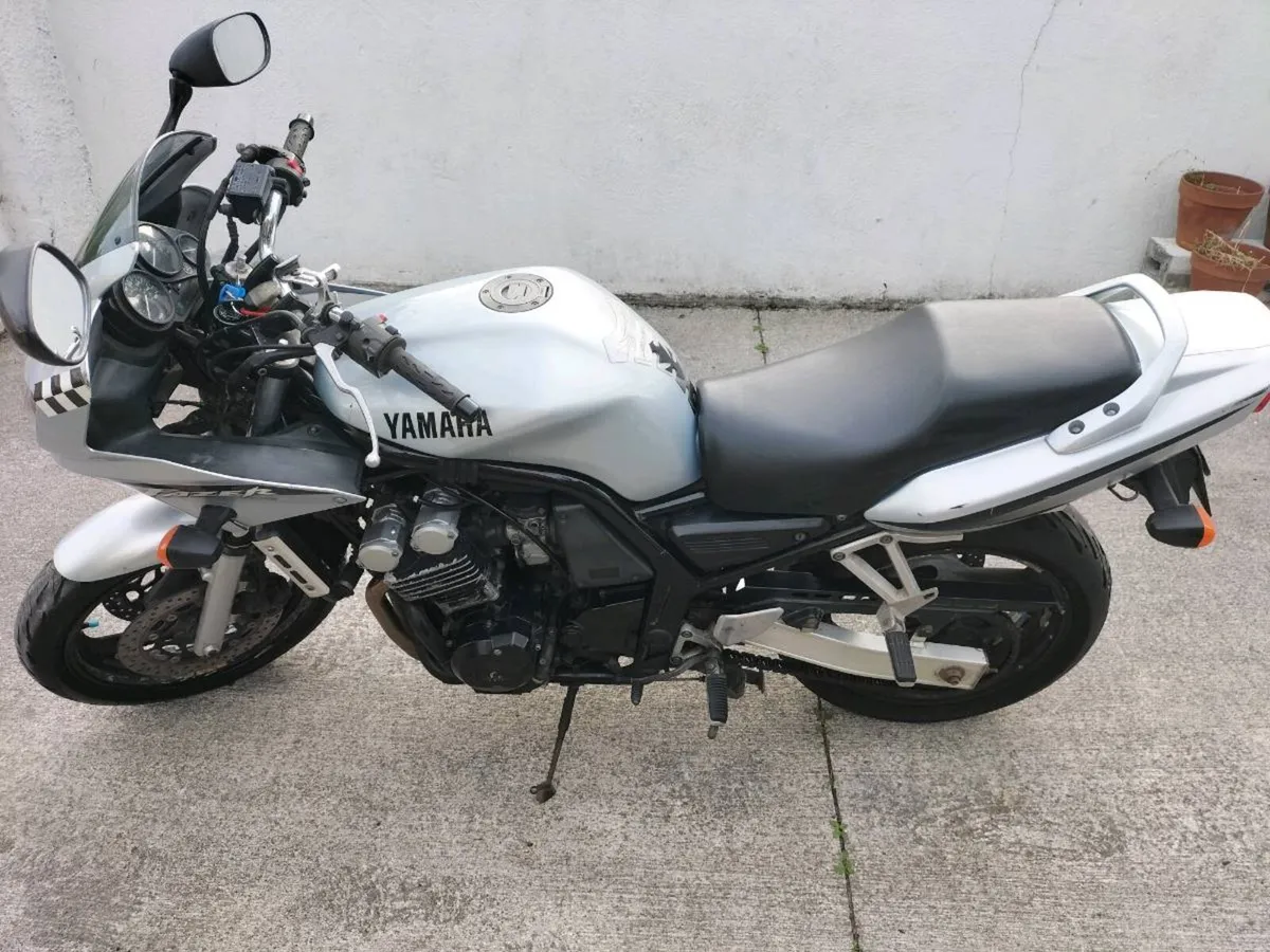 Motorbike - Image 4