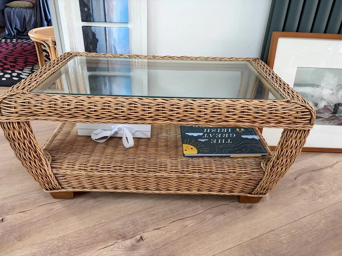 Coffee table - Image 1