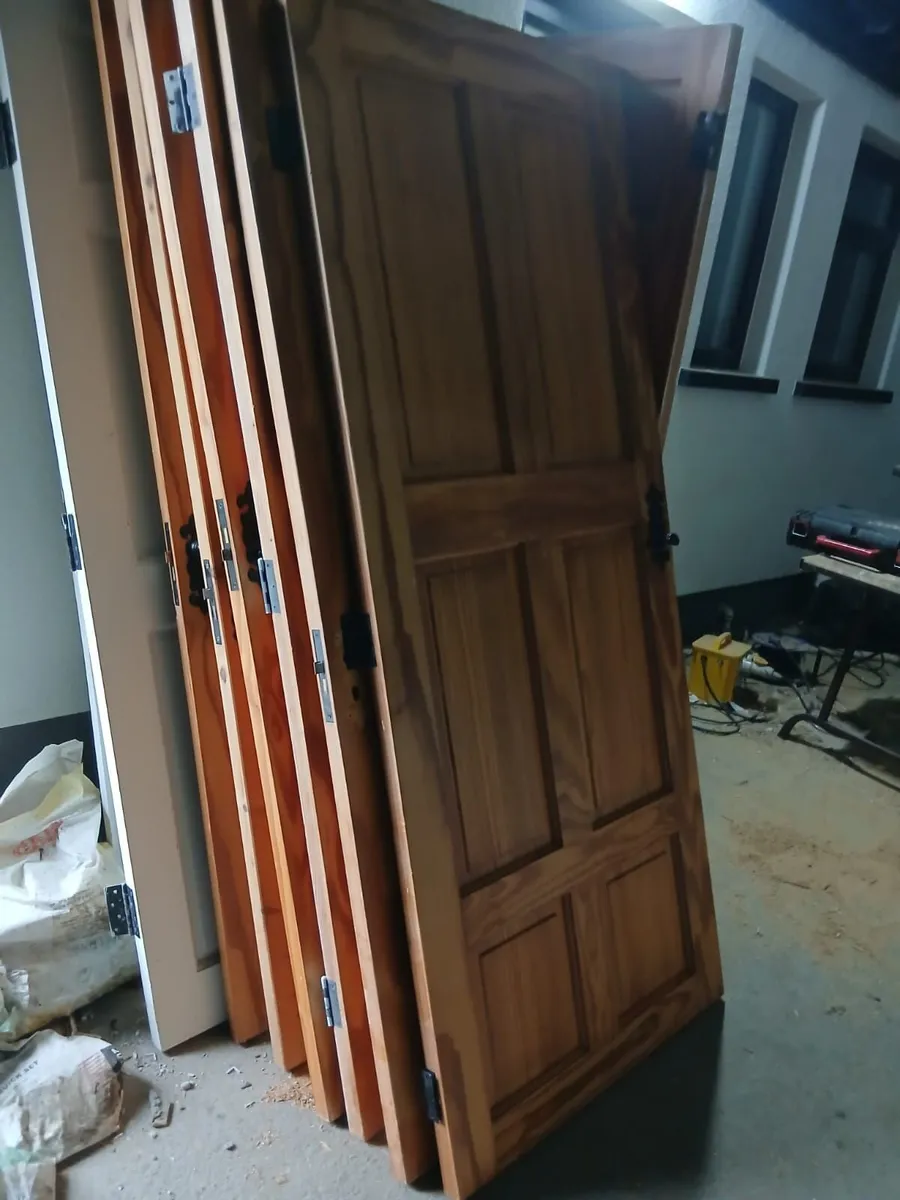 internal doors - Image 1