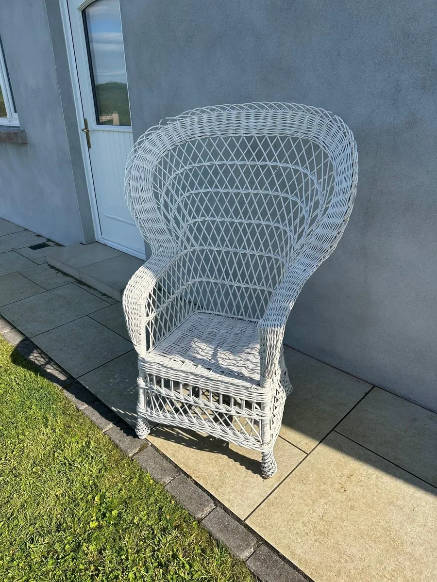 Wicker chair