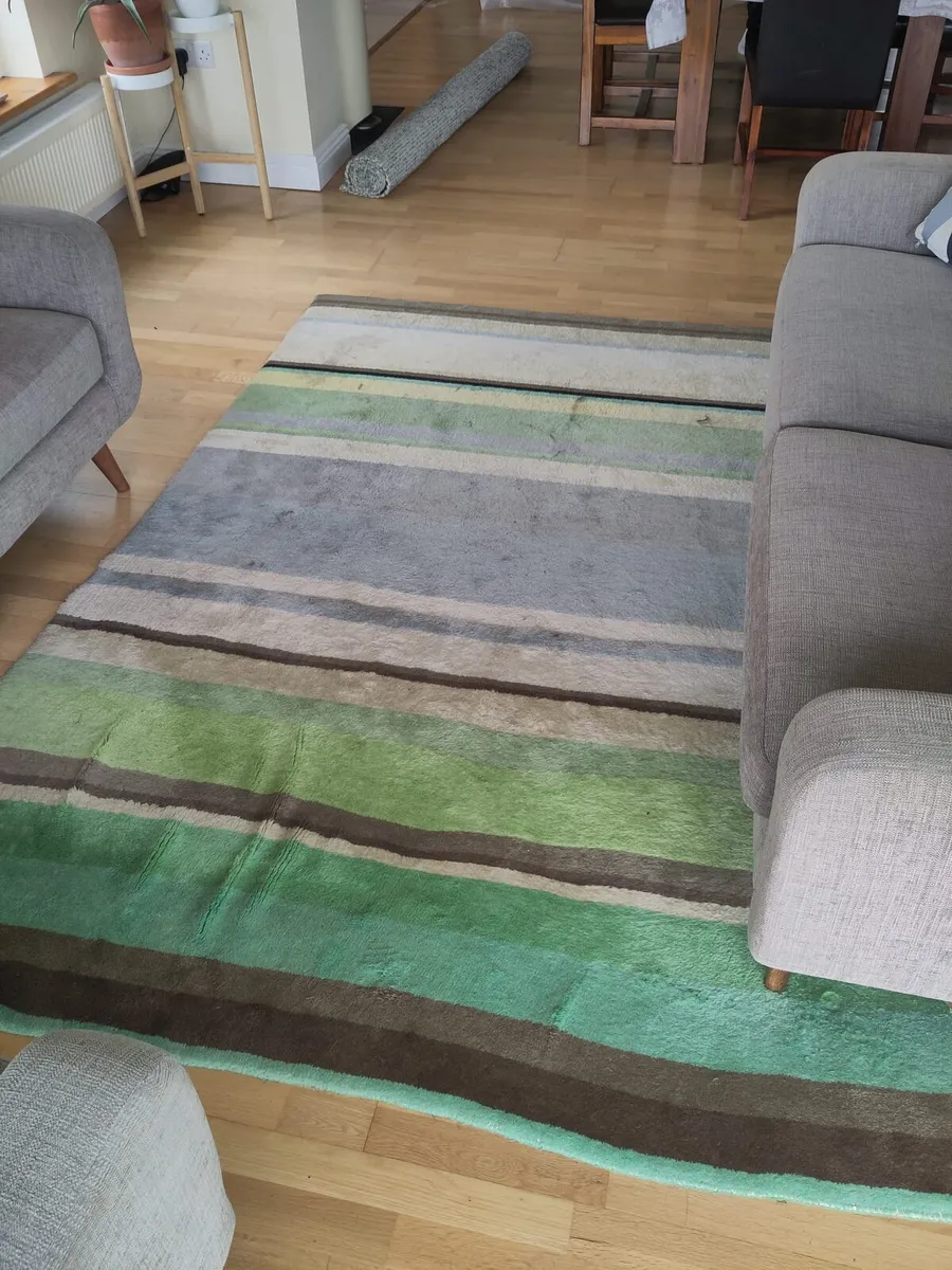 Cool green carpet - Image 4