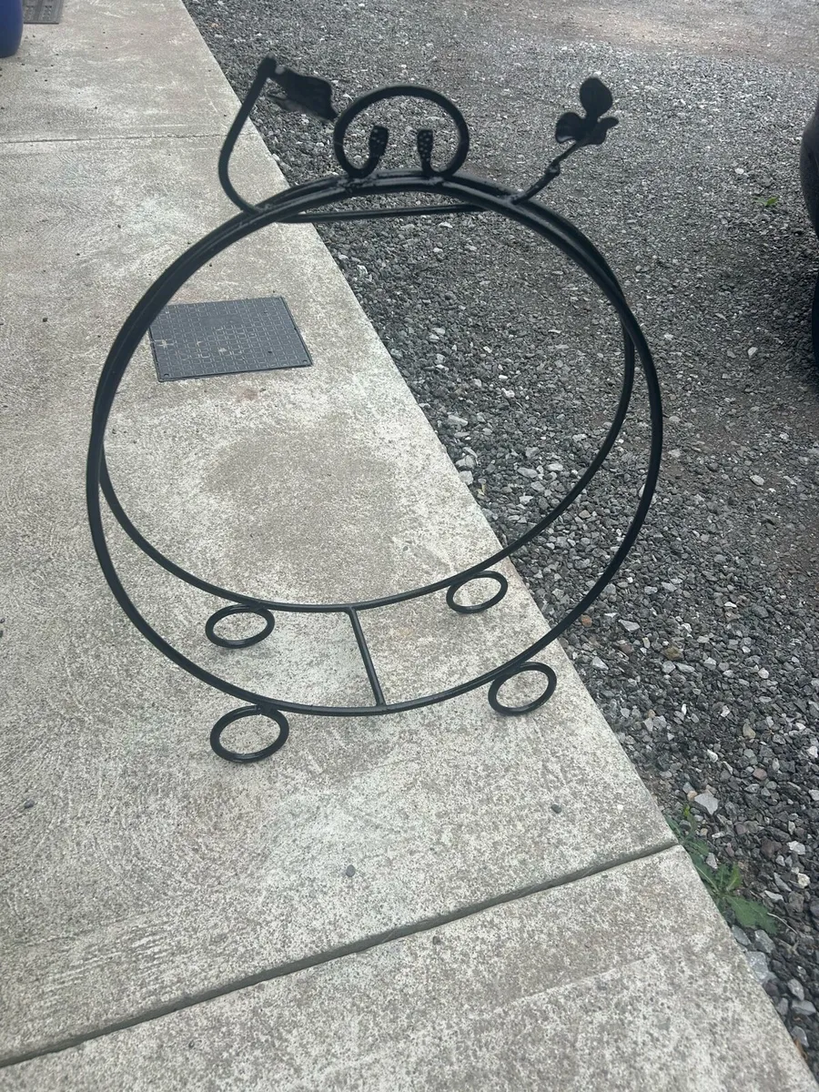 Timber log holder - Image 1