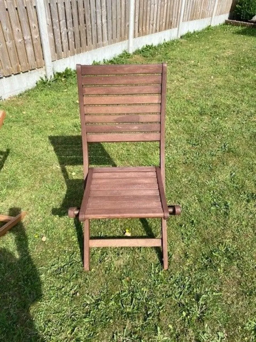 4 teak garden chairs + 2 teak recliner chairs - Image 2