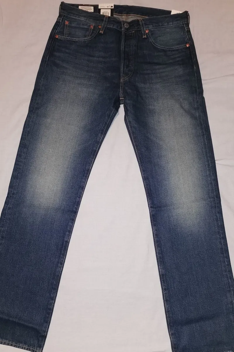 Brand New Men's Levi's 501 Jeans - Image 3