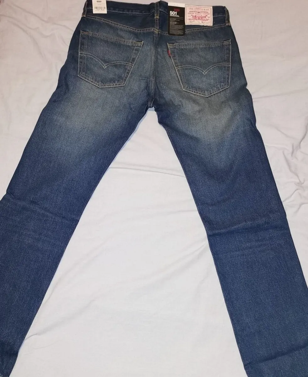 Brand New Men's Levi's 501 Jeans - Image 1