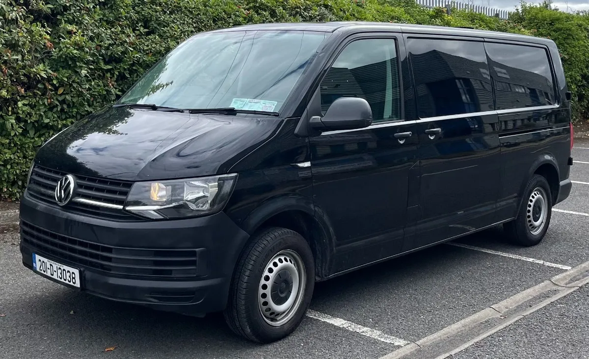 Immaculate VW Transporter 2020 FSH, CVRT and Tax - Image 4