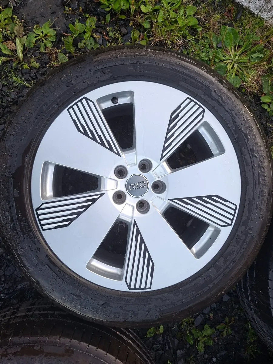 19" Genuine Audi Q5 S Line Alloys with tyres - Image 3