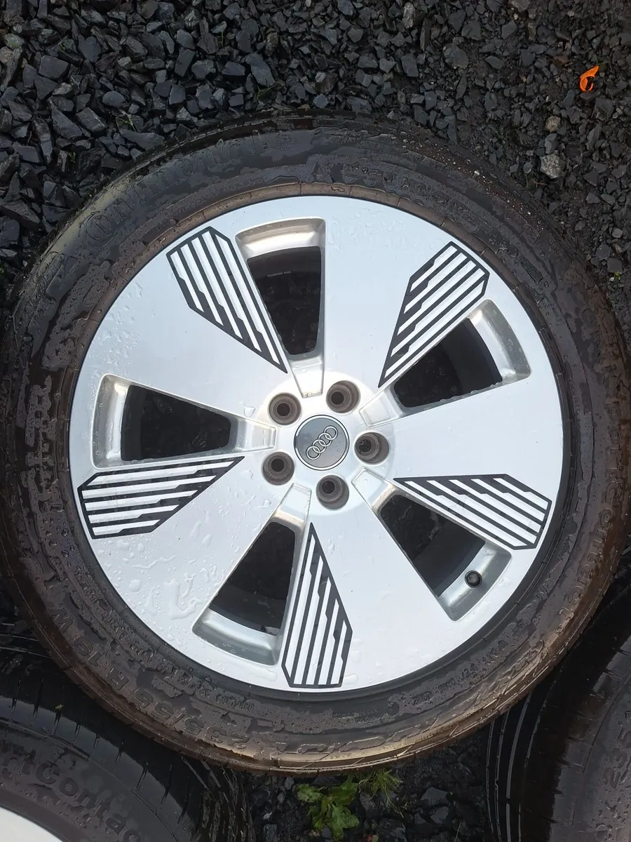 19" Genuine Audi Q5 S Line Alloys with tyres - Image 2