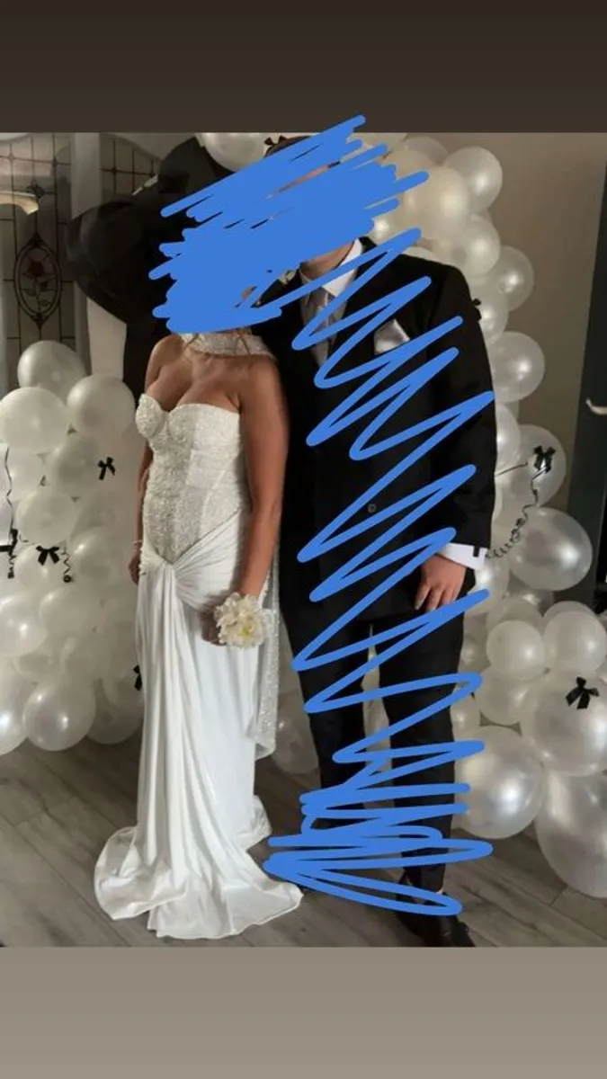 dress - Image 1