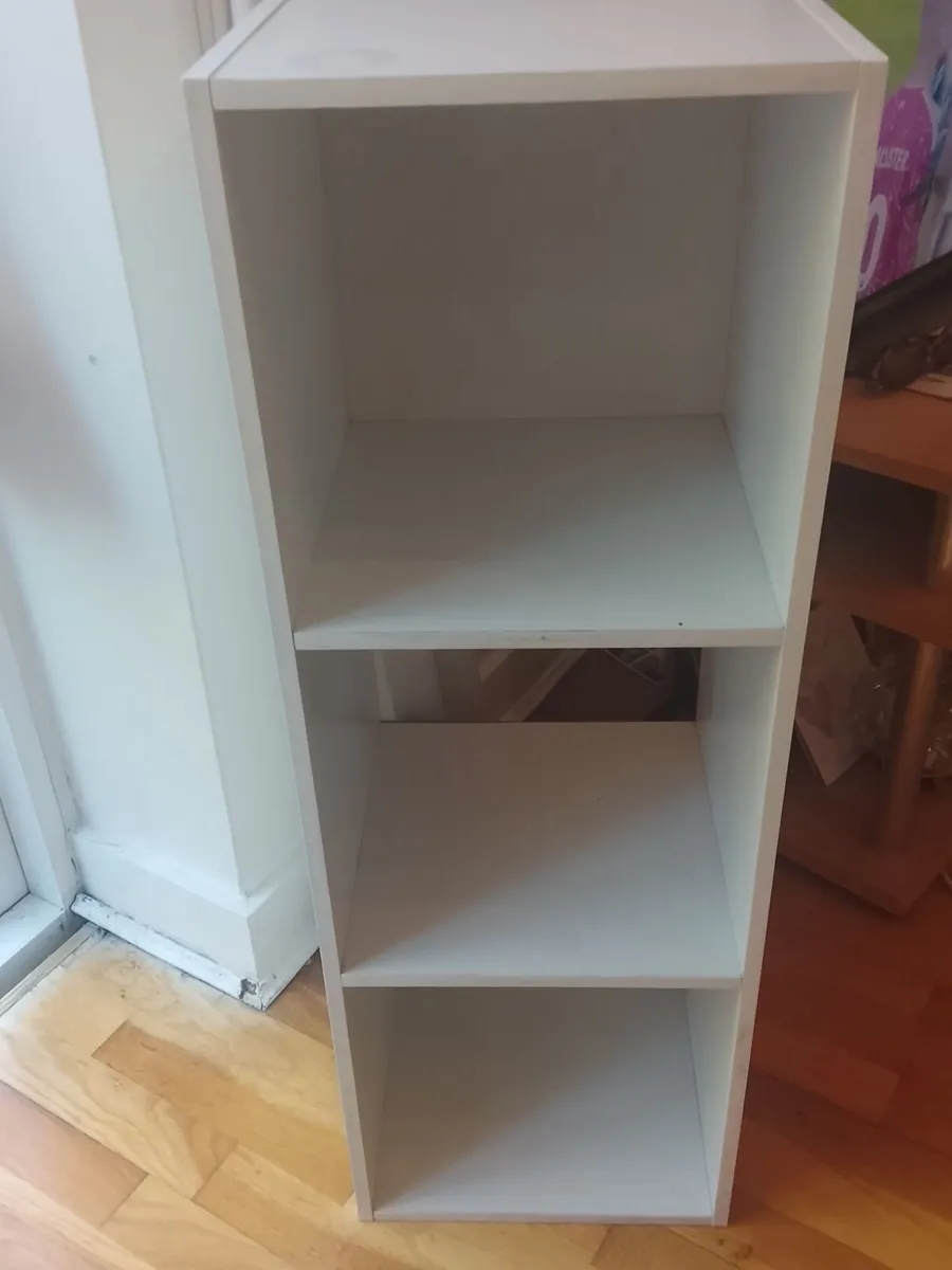 Book shelf - Image 1