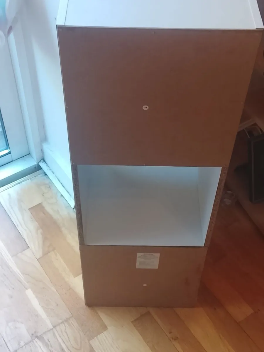 Book shelf - Image 2