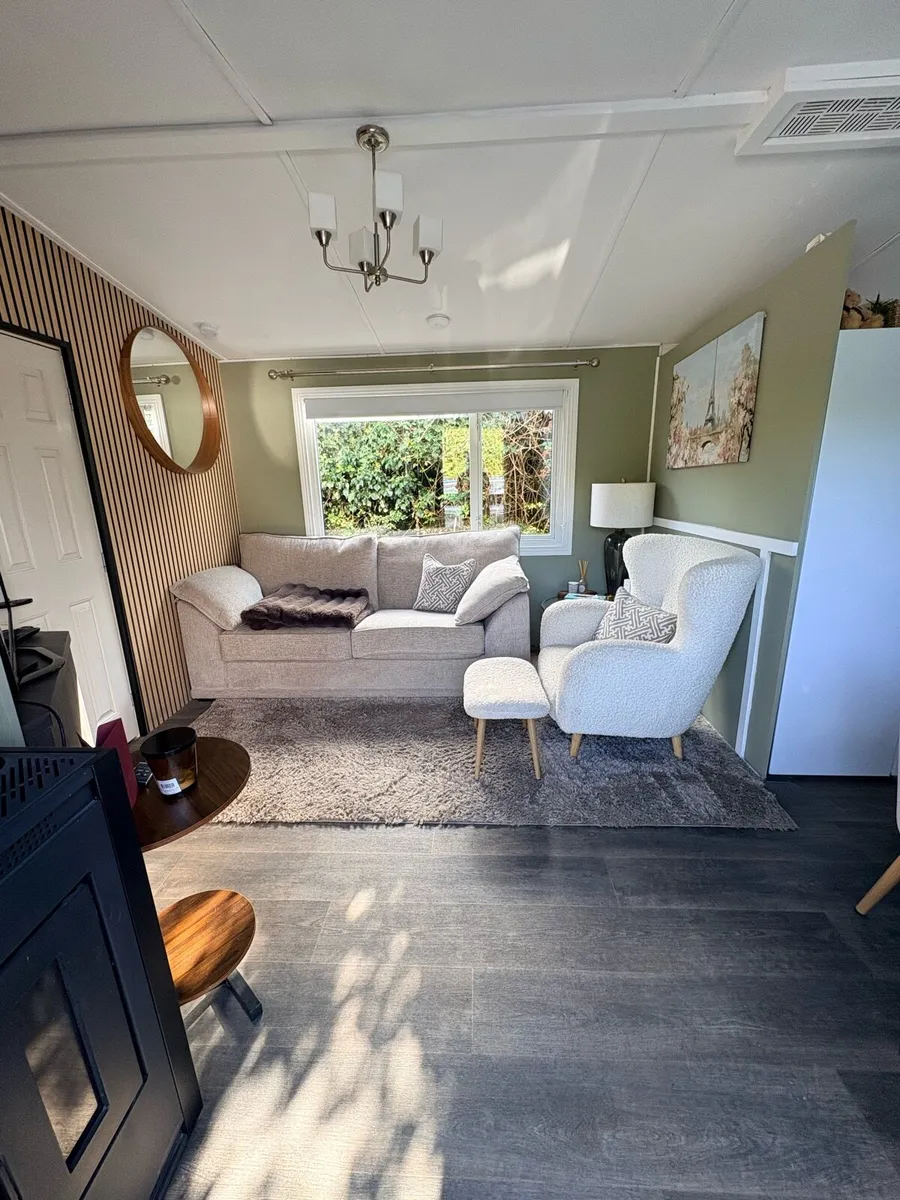 Mobile Home - Image 2
