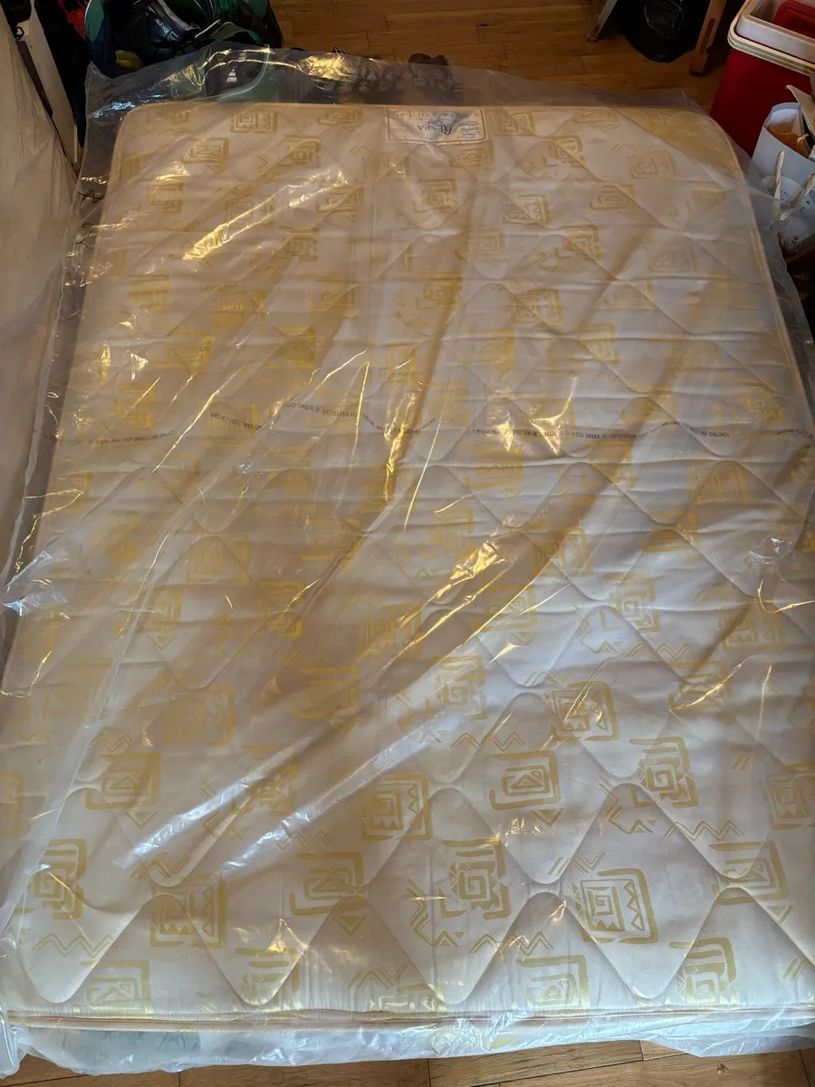 Mattress - Image 3