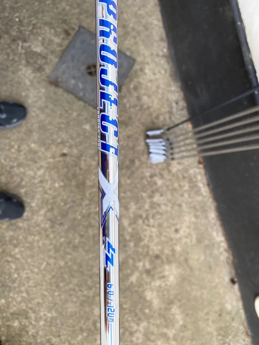 Titleist T100 2023 version (with U100 3 iron) - Image 2