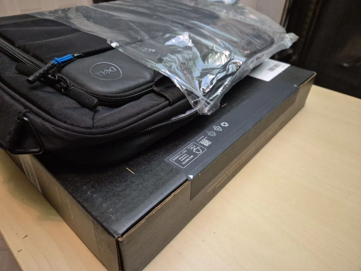Dell Pro 14 Plus laptop, NEW, warranty until Jan. - Image 4