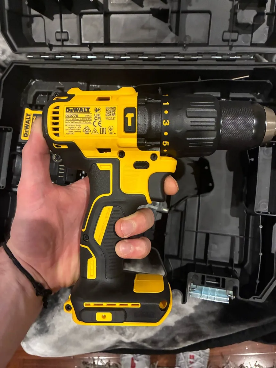 Dewalt Combination Drill - Image 2