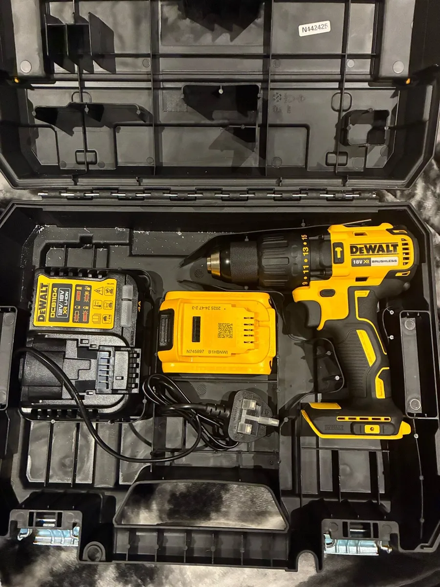Dewalt Combination Drill - Image 1