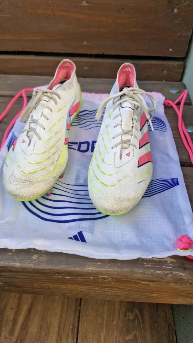 Predator football - Image 4