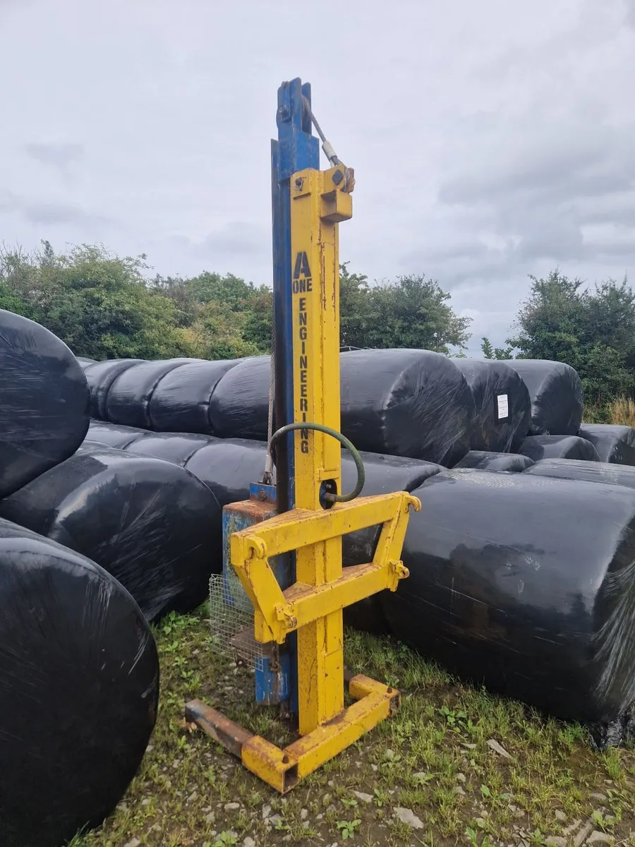 A-One Hydraulic Post Driver – Front Loader Mounted - Image 1