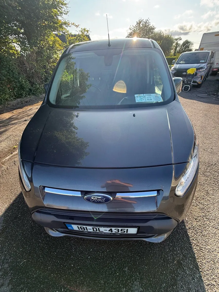 2018 LWB ford transit connect - Image 2