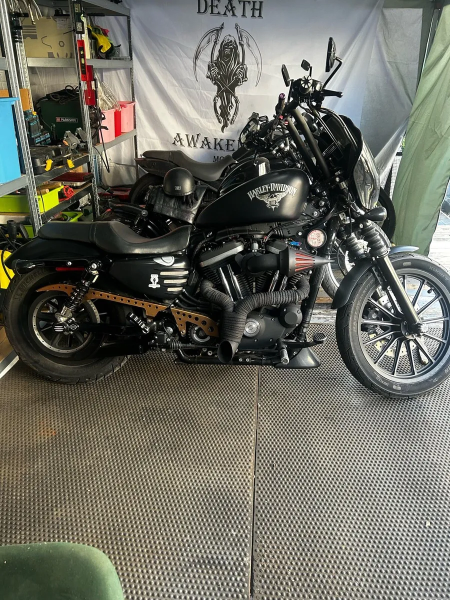 Harley Davidson 883 Iron - Image 1