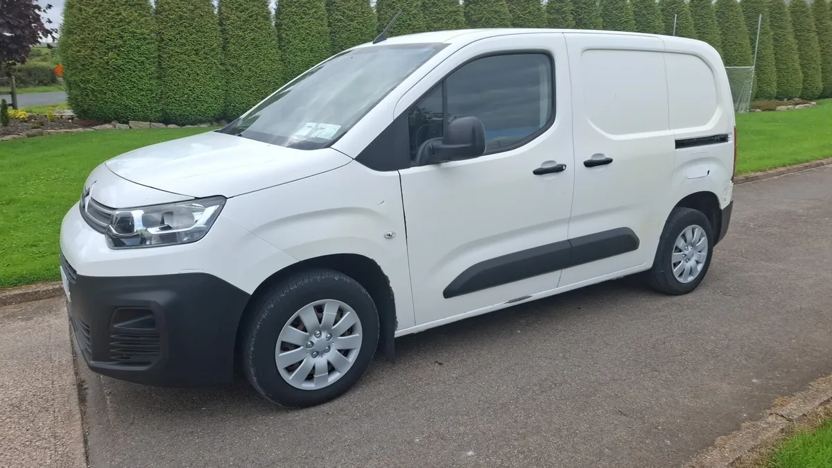 2020 Citreon Berlingo Diesel 3 Seater - Image 3