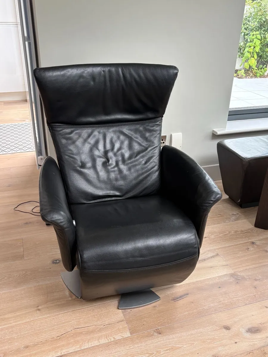 Rolf Benz Designer Dining Set & Recliner - Image 4
