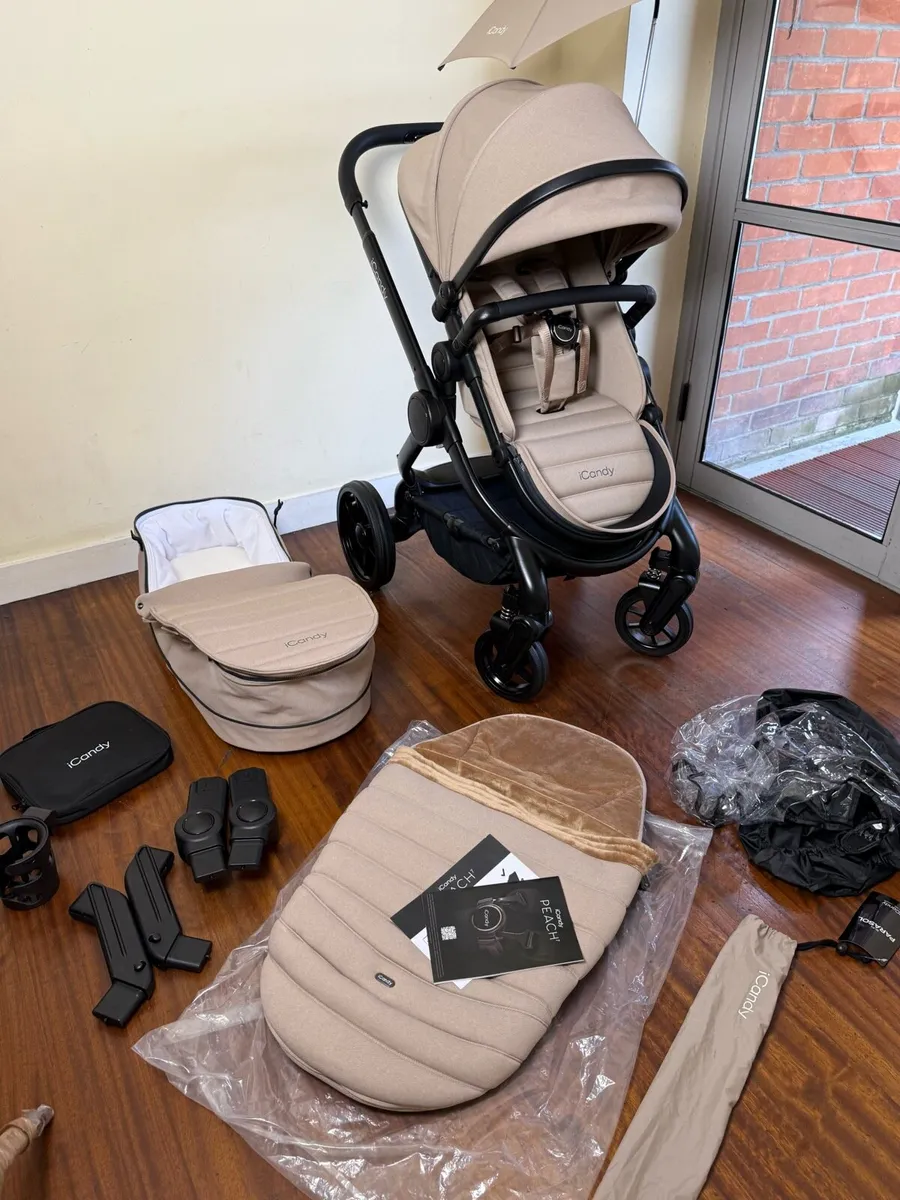 New ICandy peach 7 pram buggy travel system - Image 4