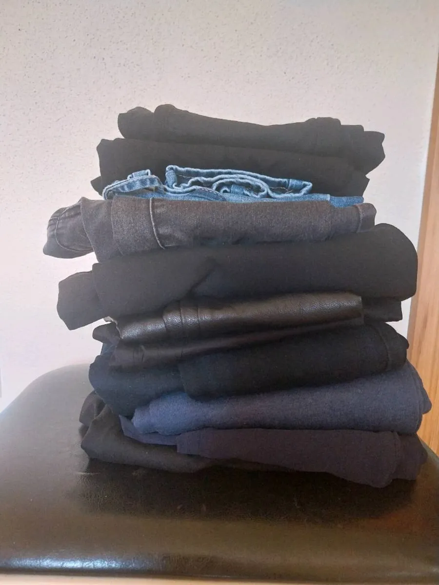 Womens clothes - Image 1