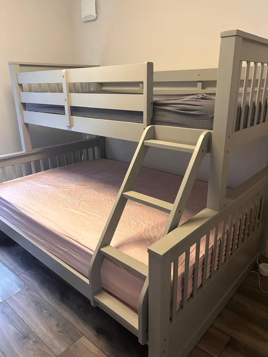 EZ living Lara Grey triple bunk bed with mattress - Image 1