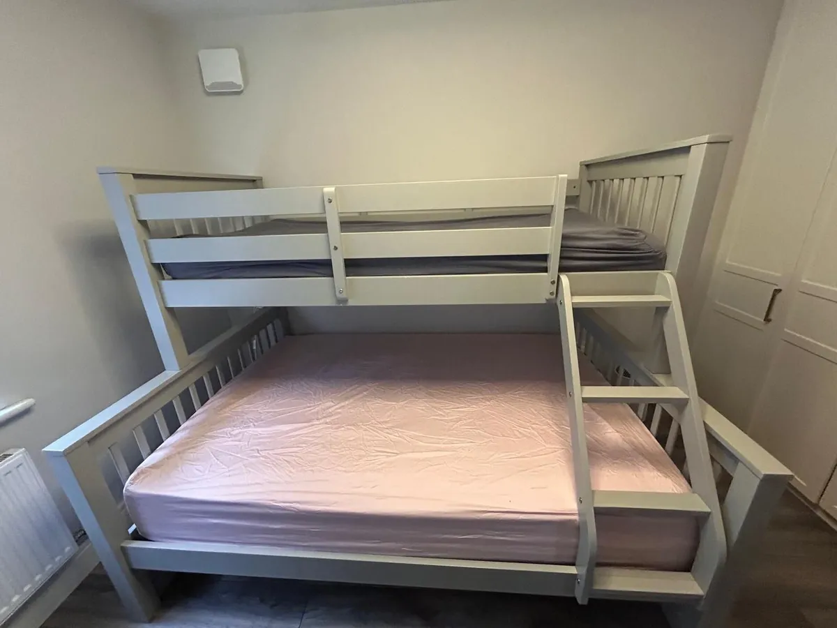 EZ living Lara Grey triple bunk bed with mattress - Image 4