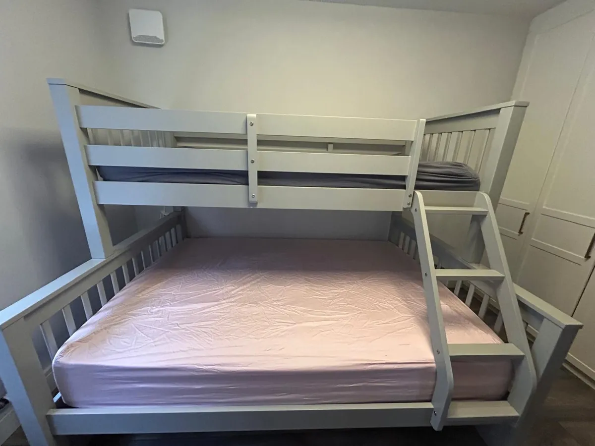 EZ living Lara Grey triple bunk bed with mattress - Image 3