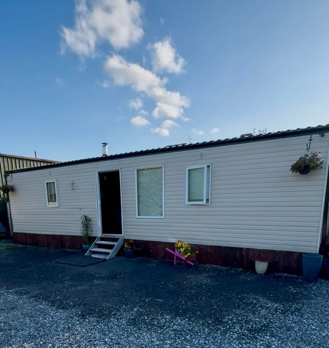 Mobile Home - Image 1