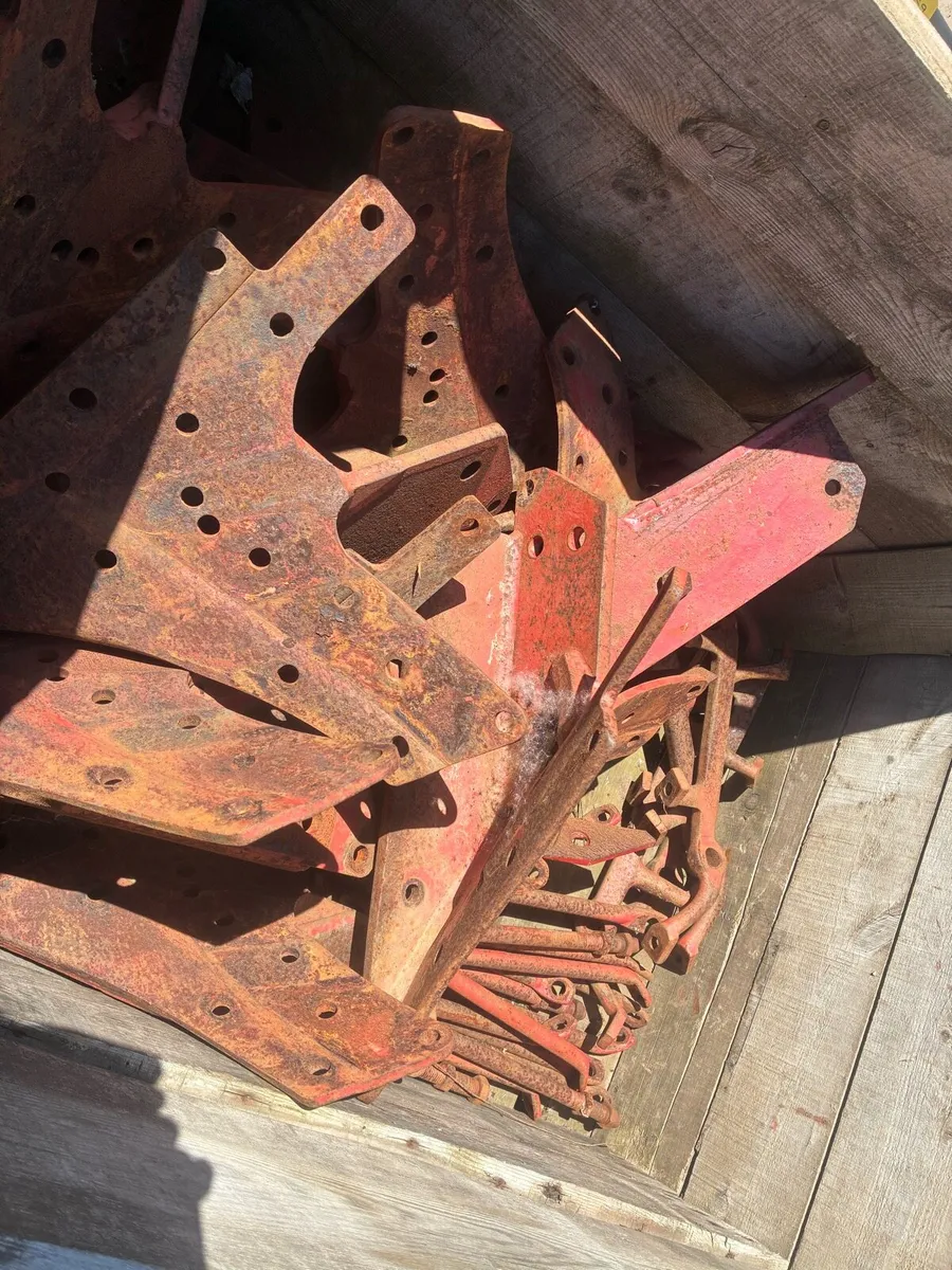 Kverneland plough slatted bodies - Image 1