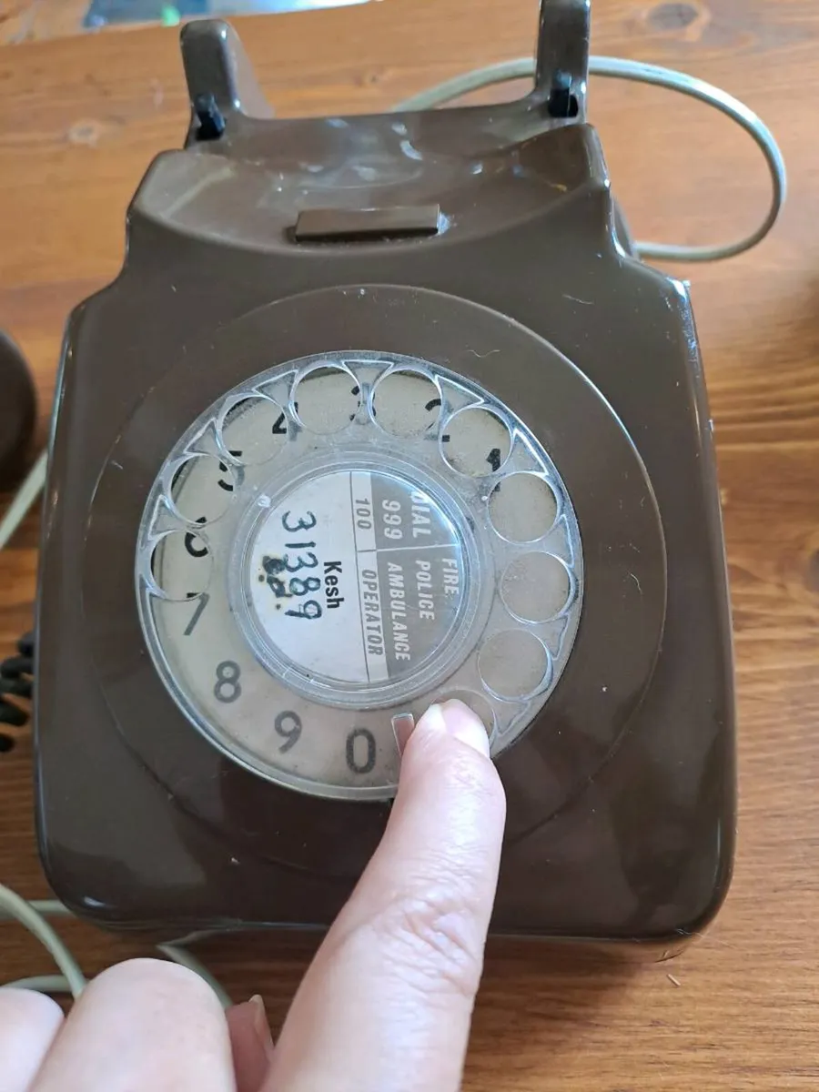 Vintage British Telecom Brown Rotary Dial Telephon - Image 3