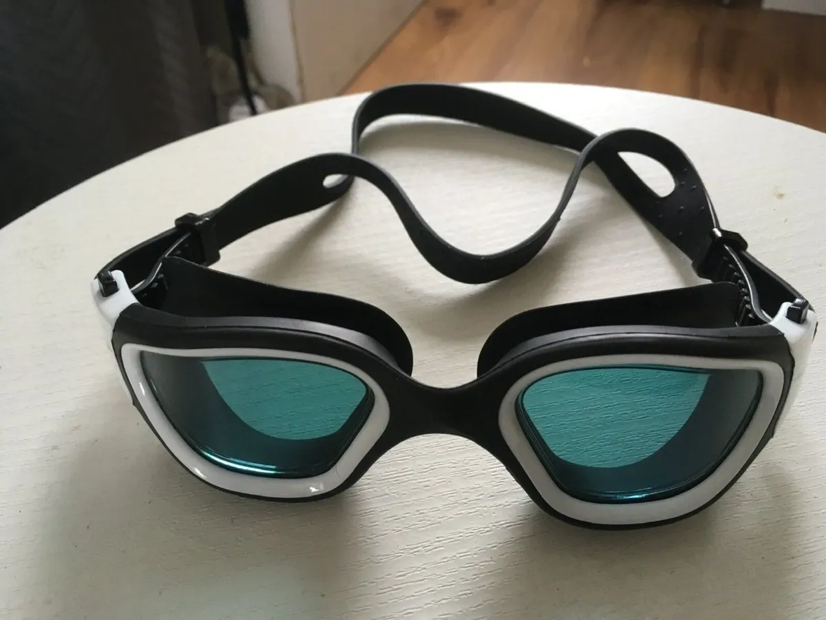 Swimming Goggles - Image 2