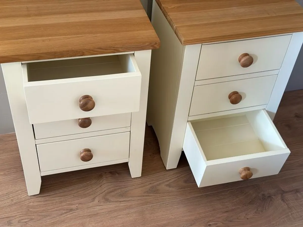Bedside lockers- cream coloured with wooden top - Image 3